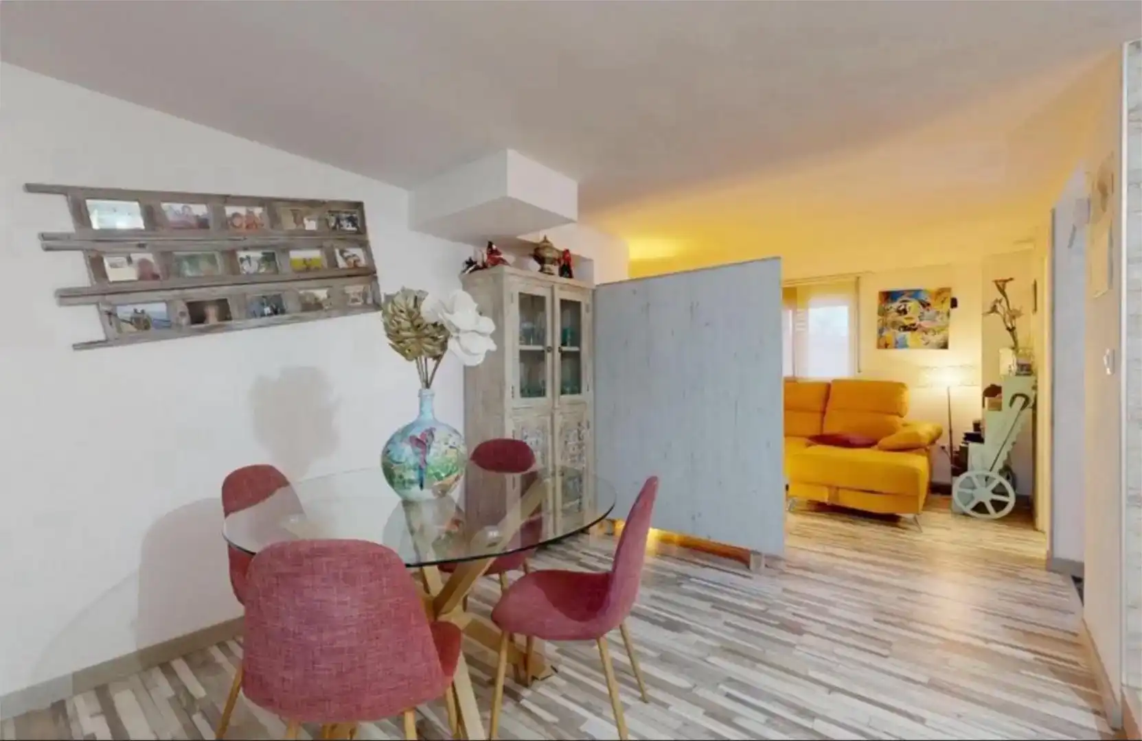 Dining room of Commercial properties for rent in Oliva  with Air Conditioner