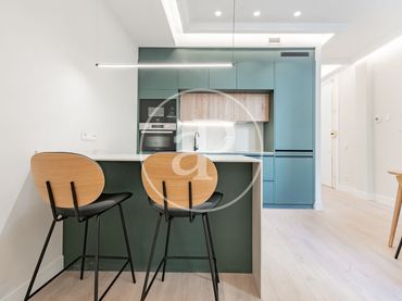 Wohnung mit Balkon zum Verkauf in Calle del Conde de Romanones