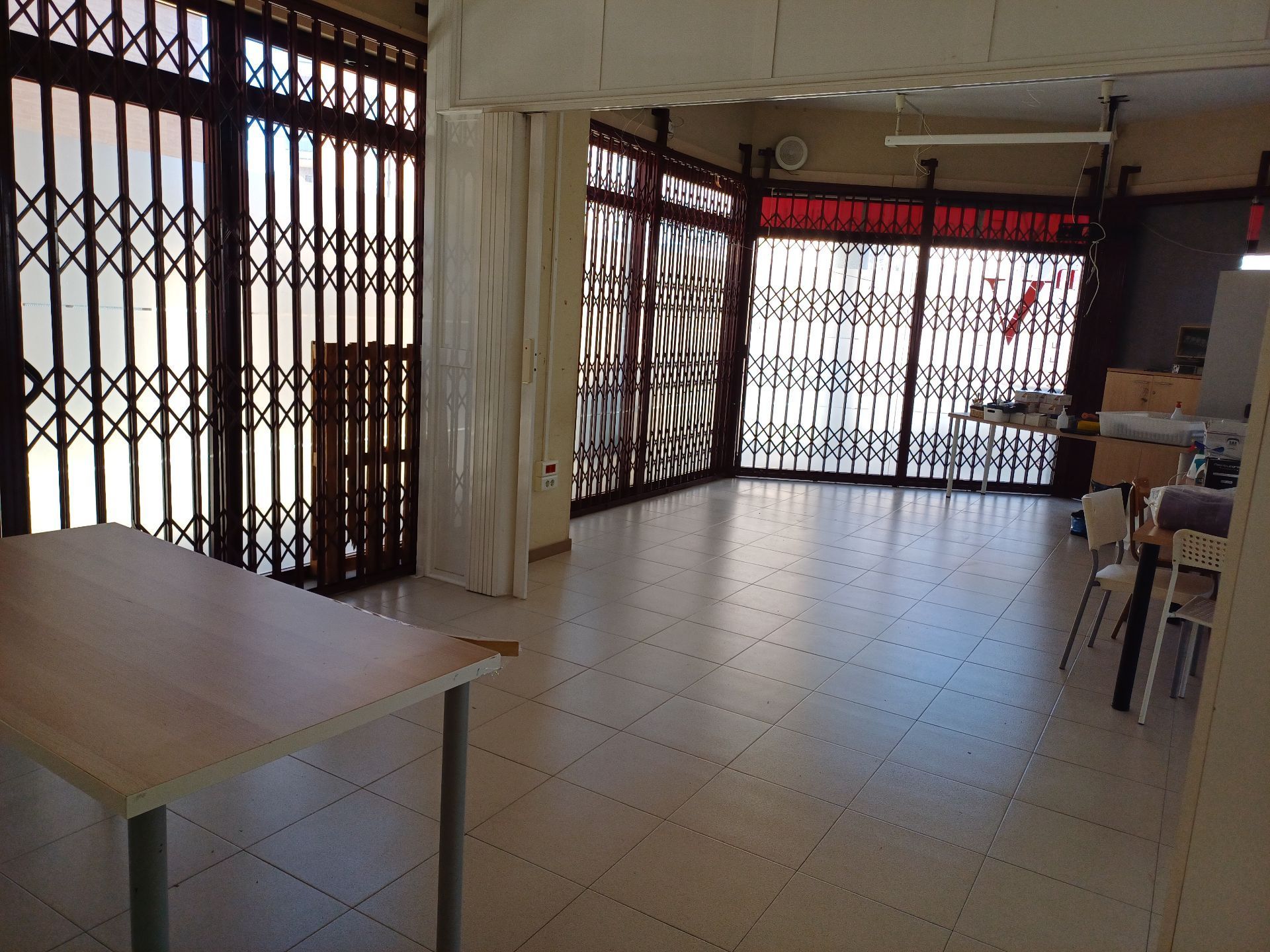 Premises for sale in Sabadell  with Air Conditioner