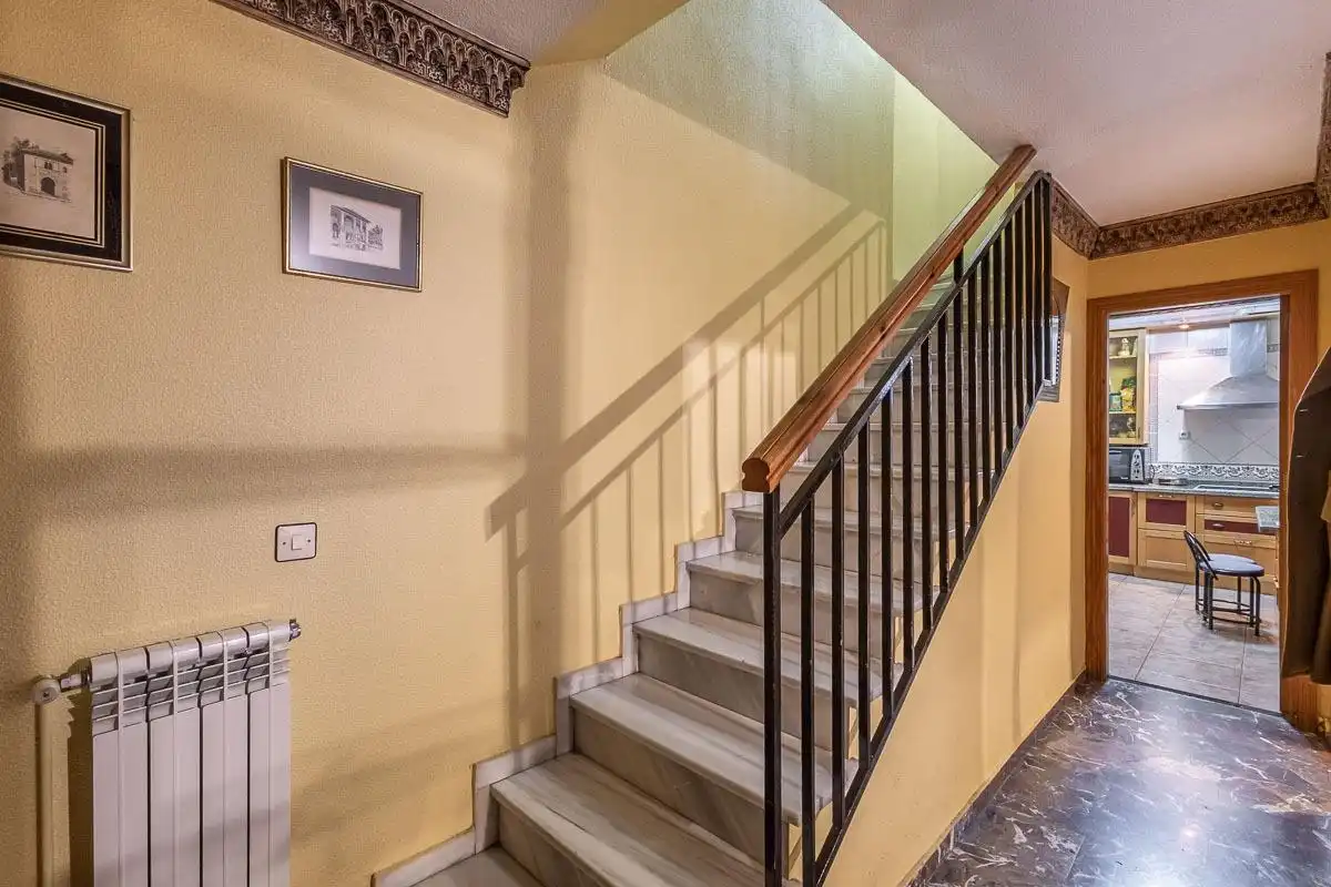 Houses for sale in Granada  with Air Conditioner, Heating and Terrace