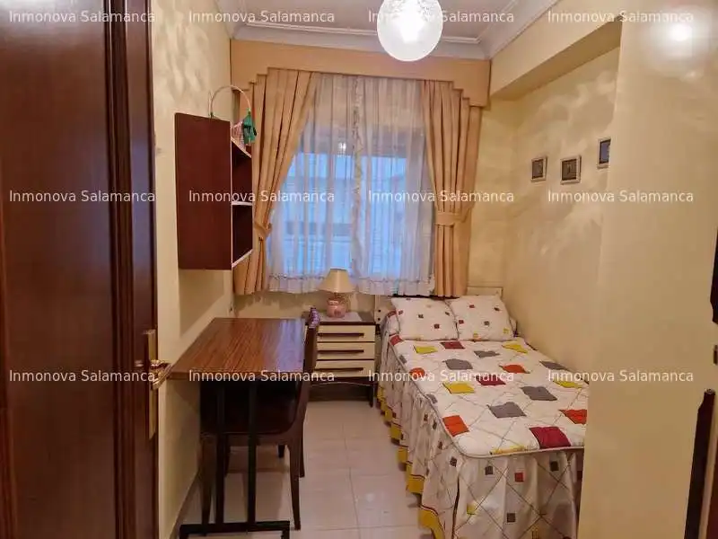 Habitación de Piso en venta en Salamanca con Calefacción y Balcón