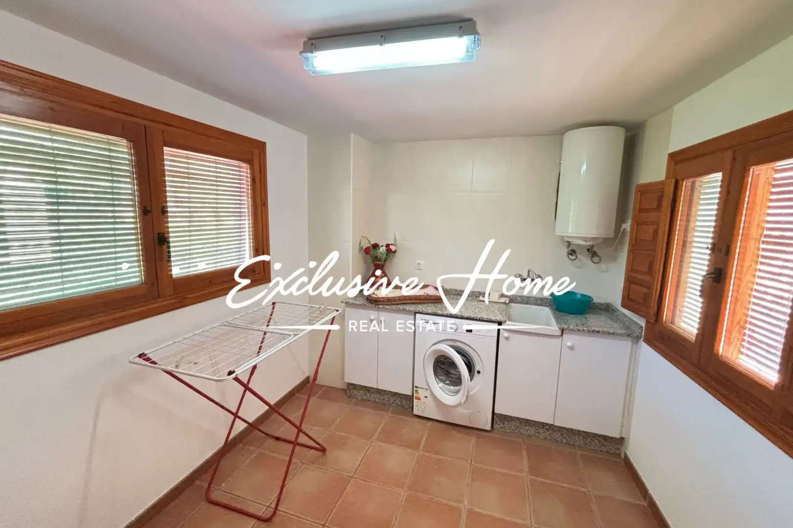 Kitchen of Houses for sale in Cortes de Arenoso  with Storage room, Furnished and Balcony