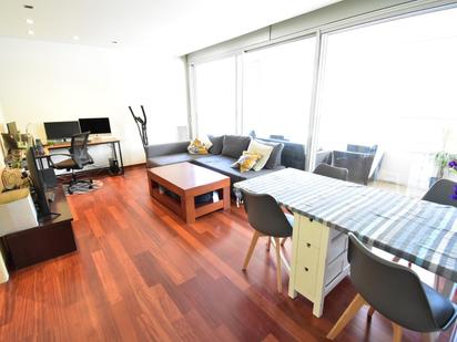 Living room of Flat for sale in Sant Adrià de Besòs  with Air Conditioner and Terrace
