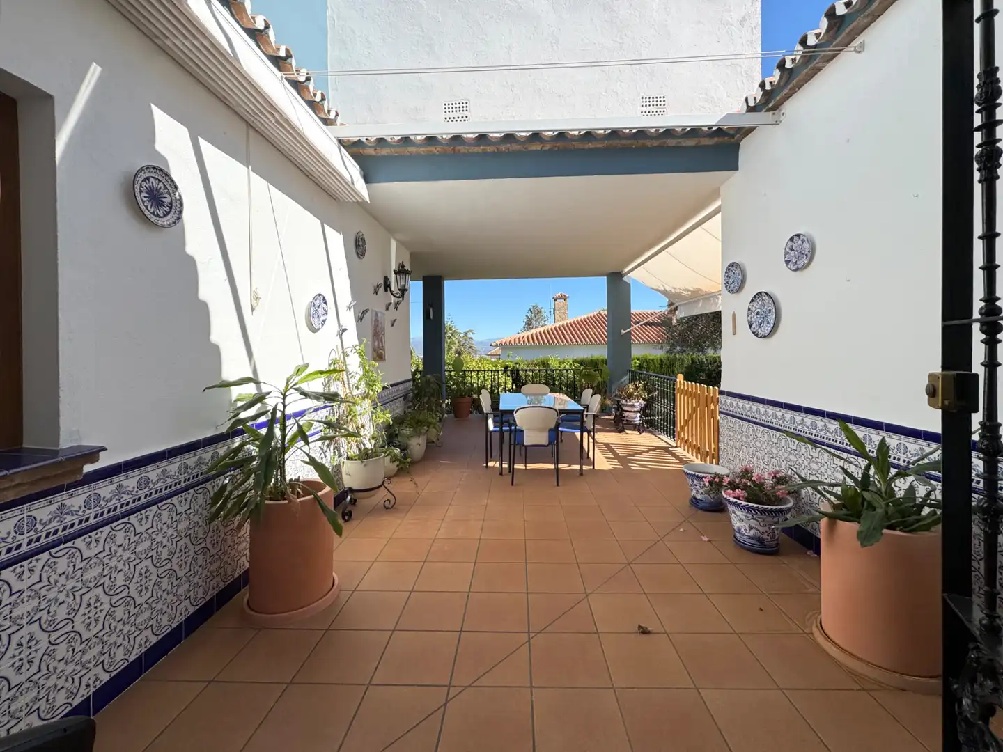 Terrassa de Casa o xalet en venda en Alhaurín de la Torre amb Aire condicionat, Calefacció i Jardí privat