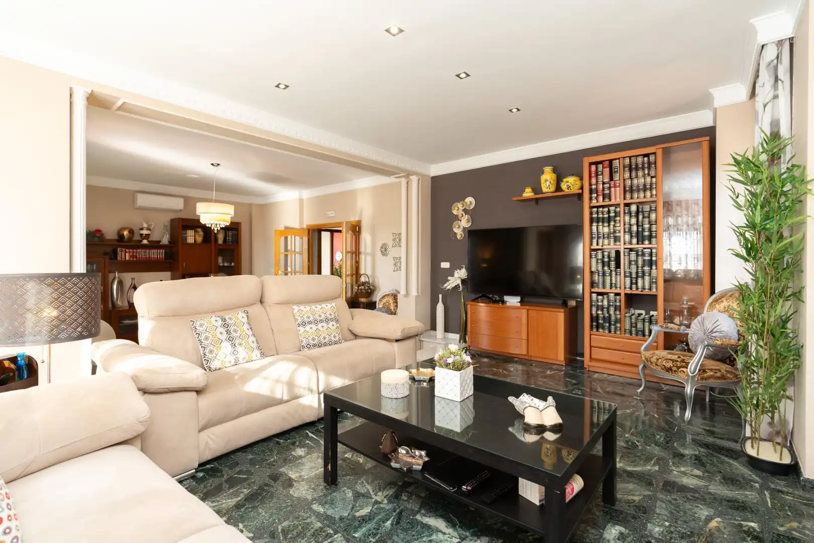 Living room of Houses for sale in Motril  with Air Conditioner, Terrace and Storage room