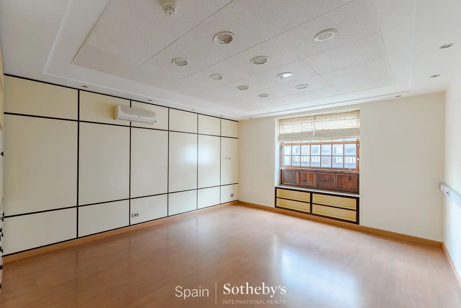 Office for sale in San Cristóbal de la Laguna  with Terrace and Storage room