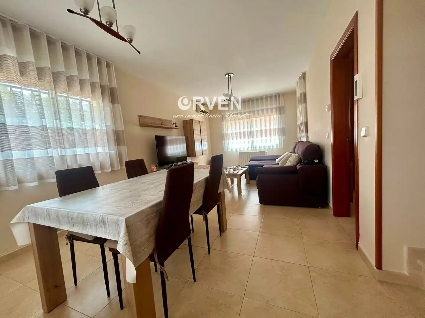 Sala de estar de Casa o chalet en venta en Torredembarra con Aire acondicionado y Calefacción
