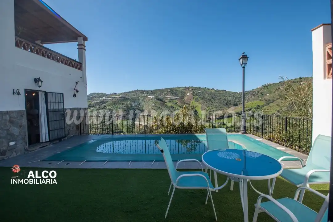 Terrace of Houses for sale in Torrox  with Air Conditioner, Terrace and Swimming Pool