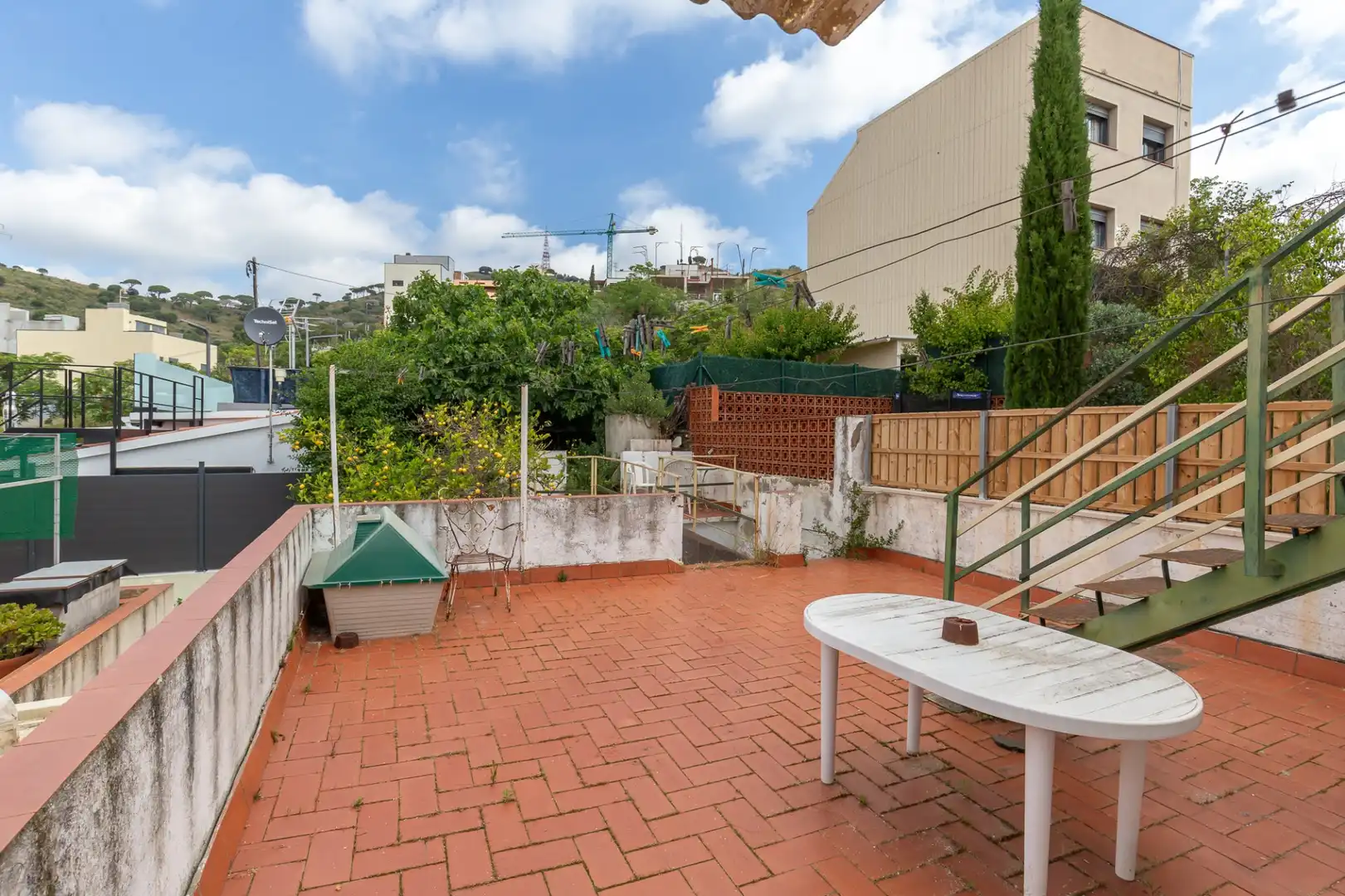 Terraza de Casa adosada en venta en Esplugues de Llobregat con Calefacción, Terraza y Alarma