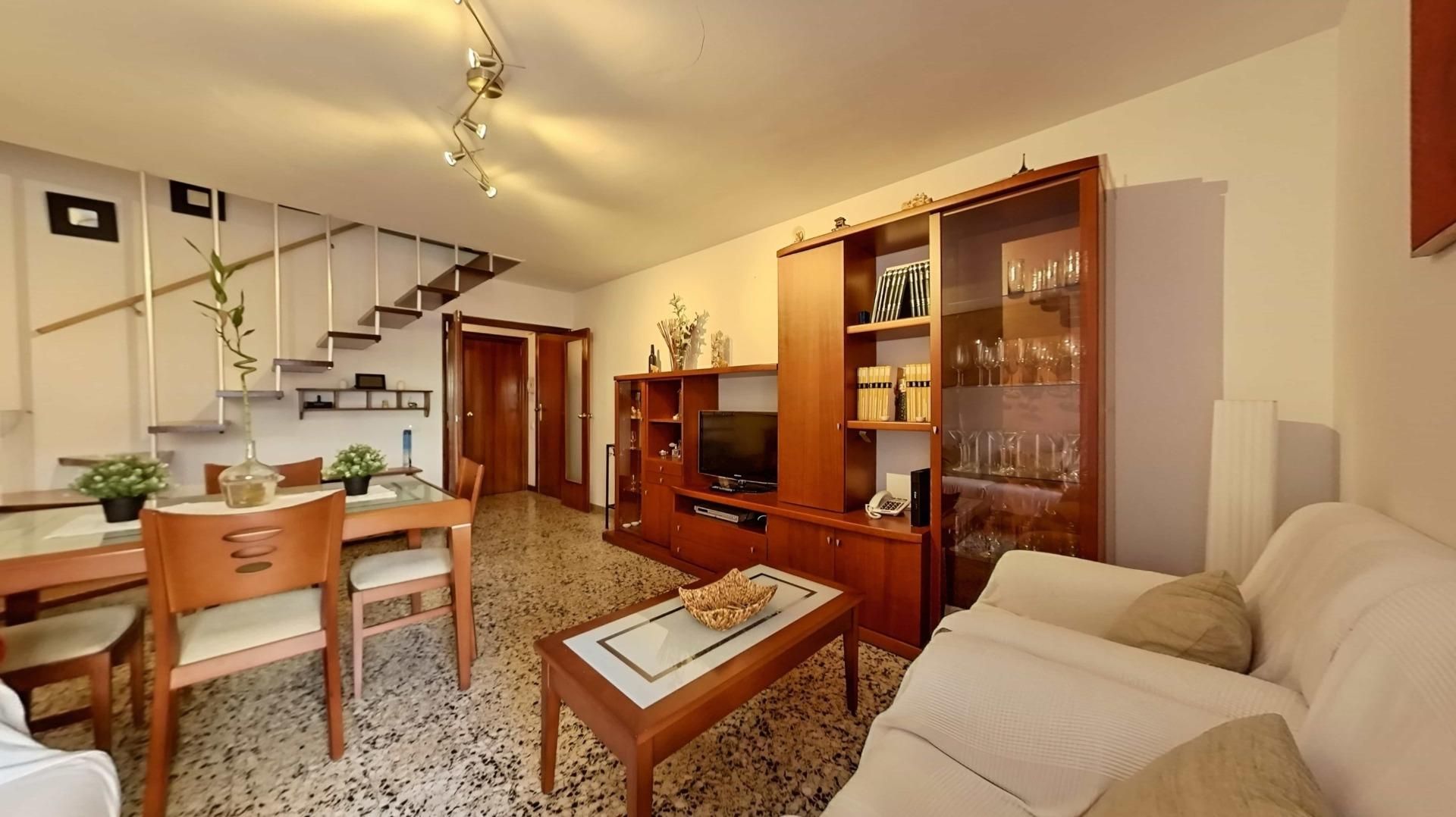 Living room of Duplex for sale in Santa Coloma de Gramenet  with Heating and Balcony