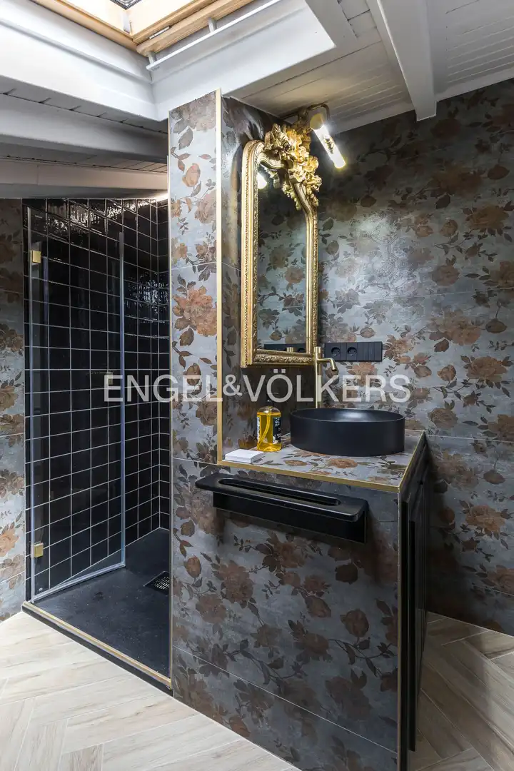 Badezimmer von Dachboden zur Miete in Madrid mit Klimaanlage, Heizung und Terrasse