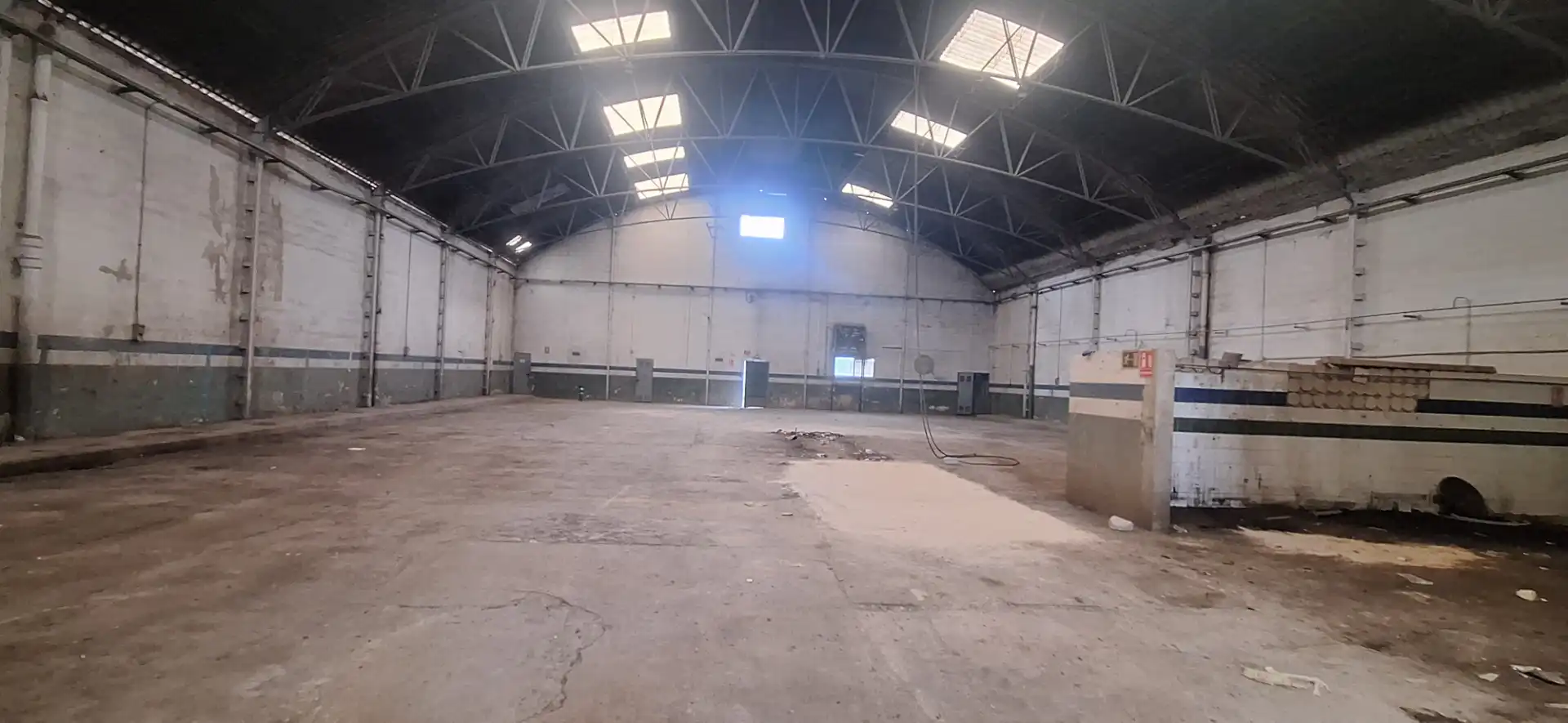 Industrial buildings for rent in Alboraya
