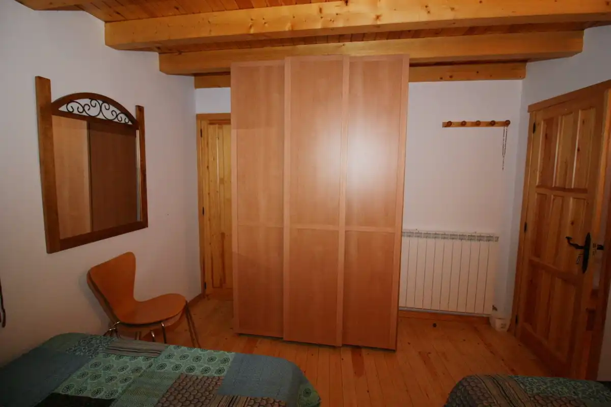 Habitación de Casa o chalet en venta en Arenas de San Pedro con Calefacción, Parquet y Amueblado