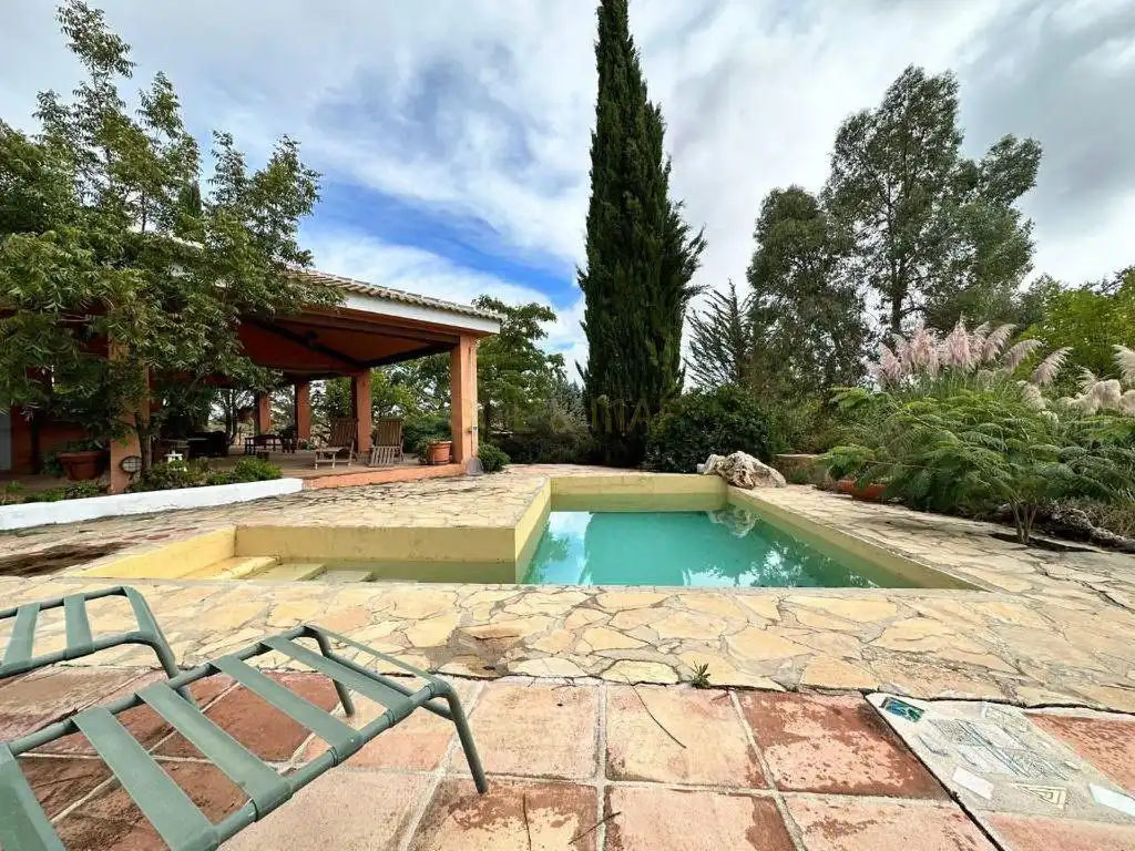 Casa rústica con piscina en venta en Archidona, imagen 9