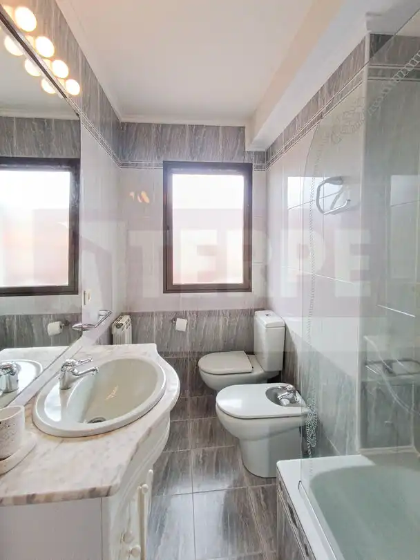 Baño de Piso en venta en Errenteria con Calefacción y Balcón