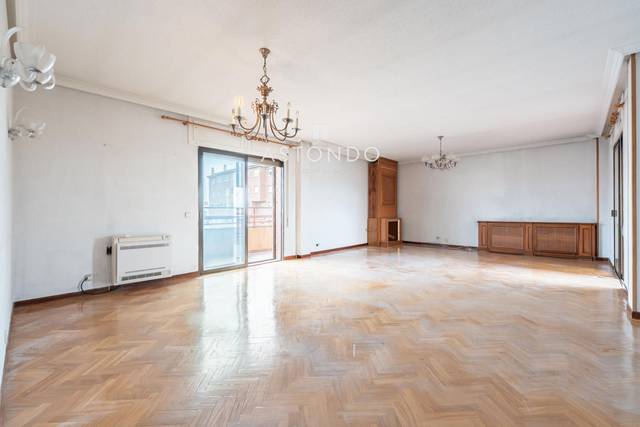 Piso en Venta en Colina