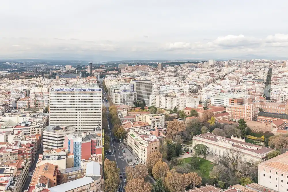 Exterior view of Flat for rent in Madrid  with Heating, Terrace and Balcony
