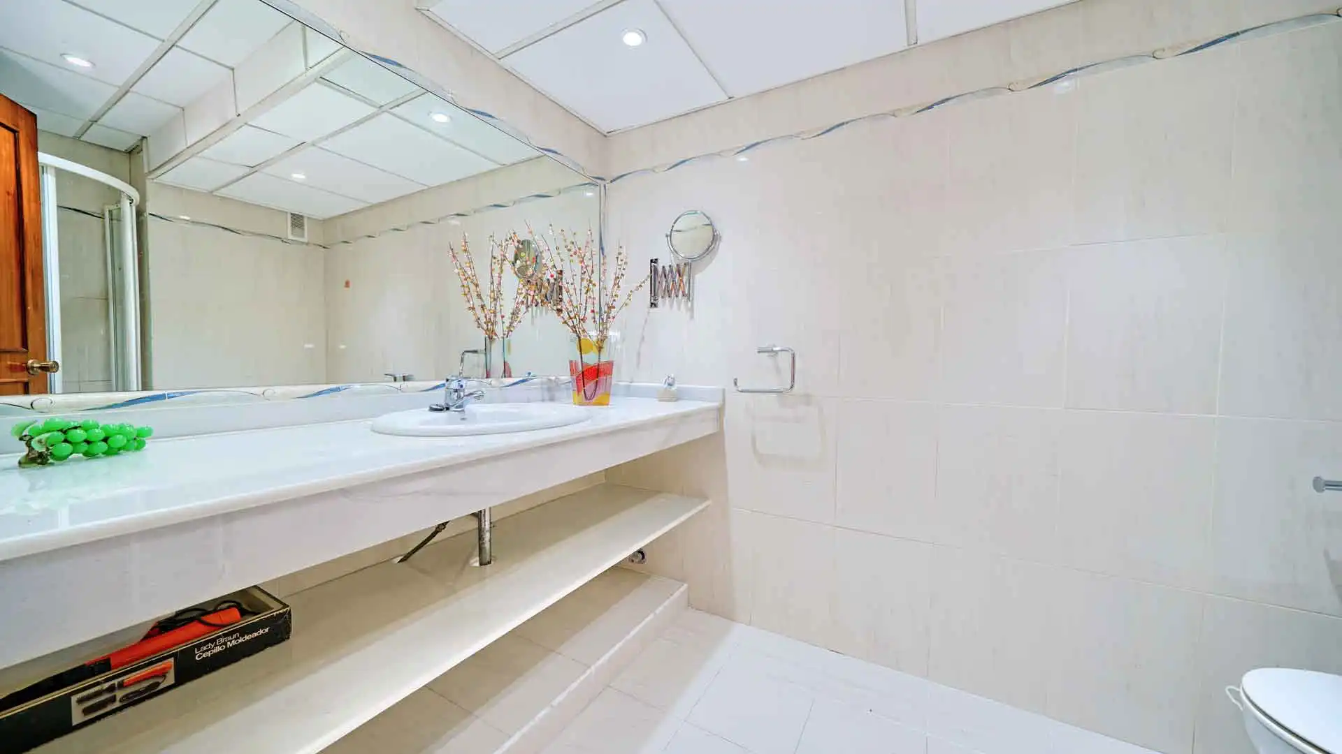 Baño de Apartamento en venta en Marbella con Aire acondicionado, Terraza y Trastero