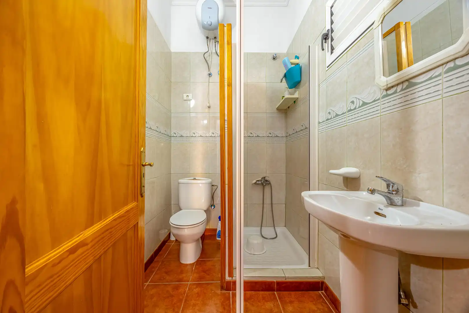 Bathroom of Houses for sale in San Bartolomé de Tirajana