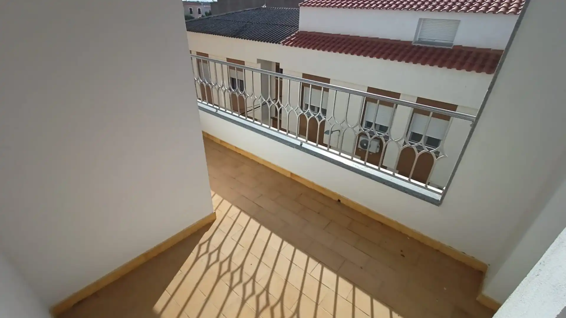 Terrassa de Casa adosada en venda en Arroyo de la Luz amb Aire condicionat, Terrassa i Traster