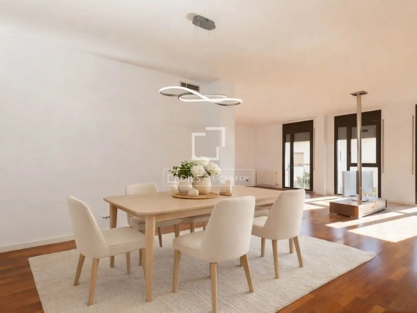 Comedor de Piso en venta en Sant Just Desvern con Aire acondicionado y Balcón