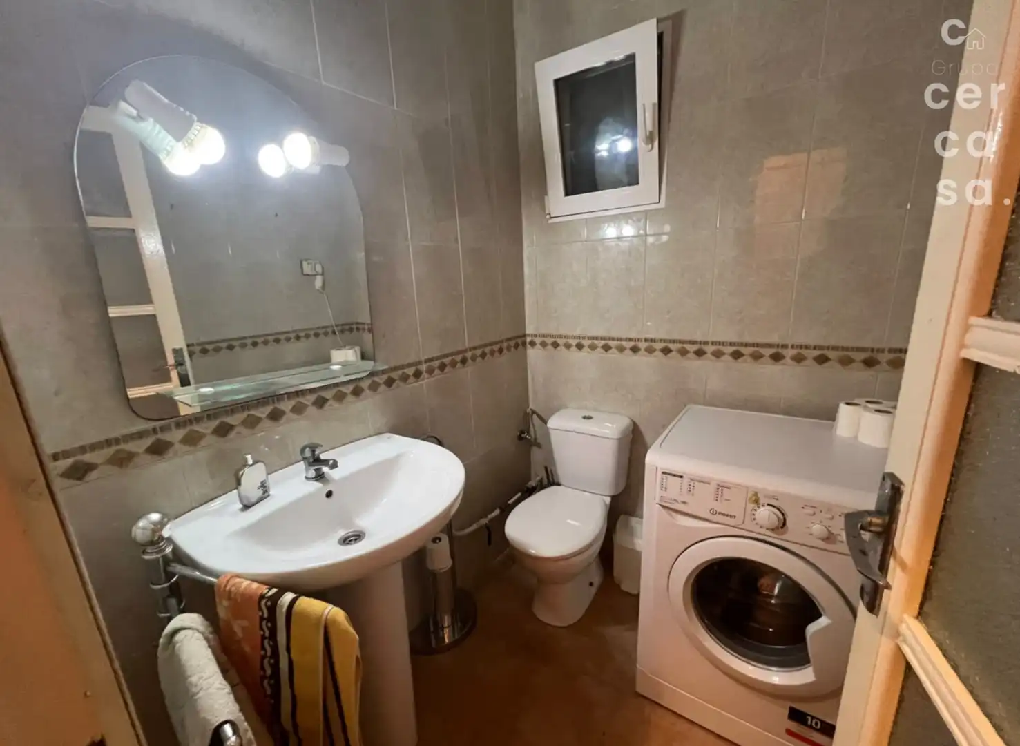 Bathroom of Flat for sale in Valencia  with Terrace and Storage room