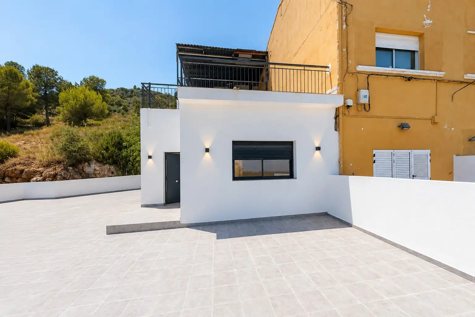 Vista exterior de Pis en venda en Palma de Gandia amb Terrassa