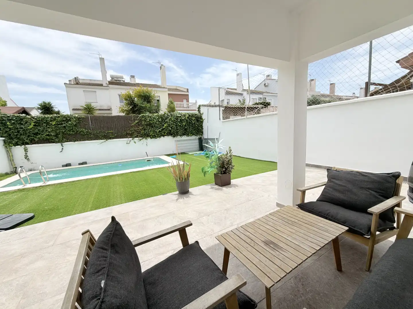 Terraza de Casa adosada en venta en Espartinas con Aire acondicionado, Jardín privado y Parquet