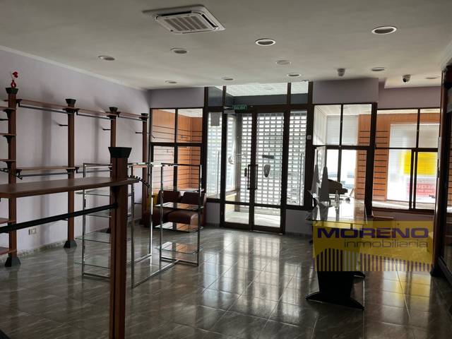 Local comercial en Alquiler en Sarria