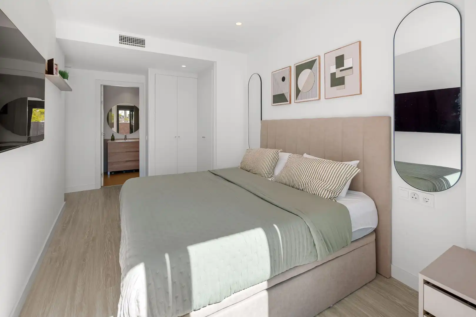 Piso con piscina en venta en Estepona Pueblo, imagen 12