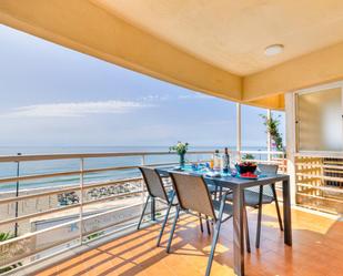 Terrassa de Apartament de lloguer en Fuengirola amb Aire condicionat, Terrassa i Piscina comunitària
