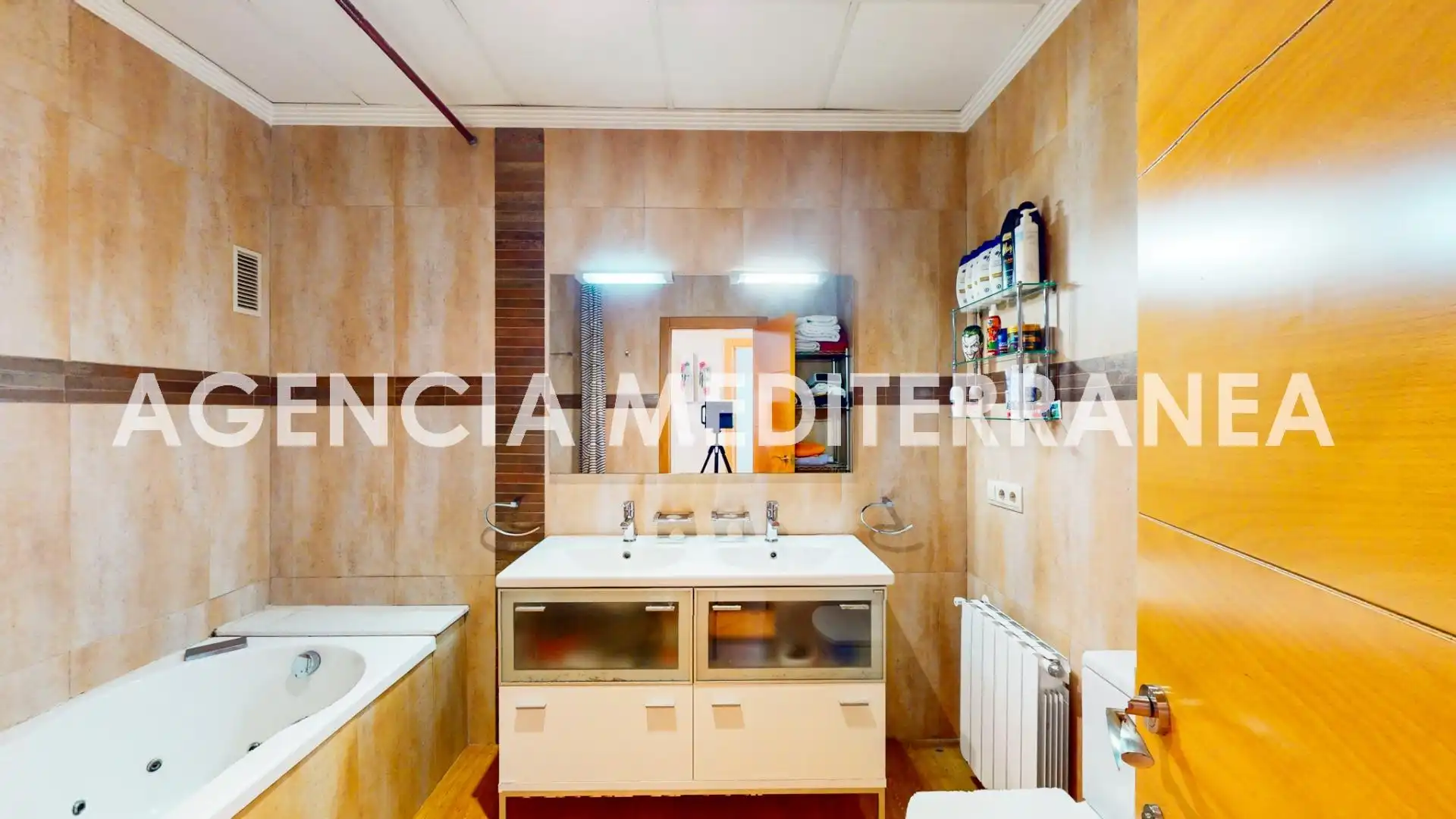 Bany de Casa o xalet en venda en Burjassot amb Aire condicionat, Calefacció i Terrassa