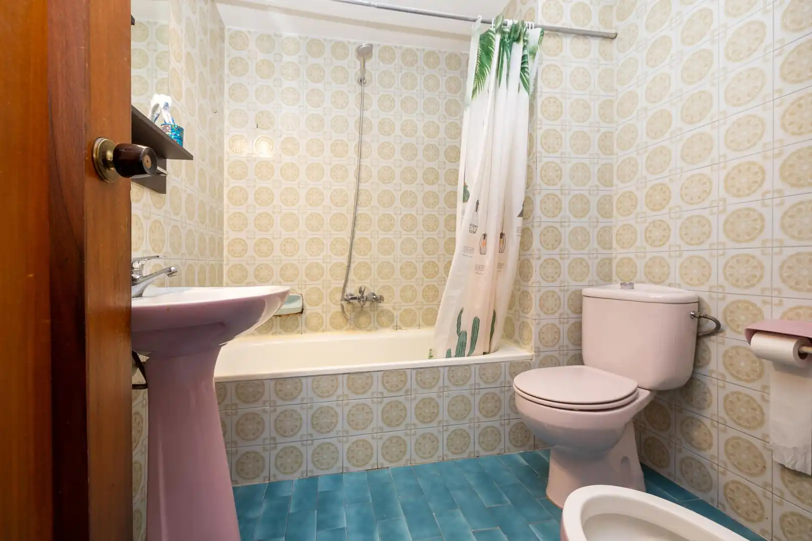 Bany de Apartament en venda en Granada