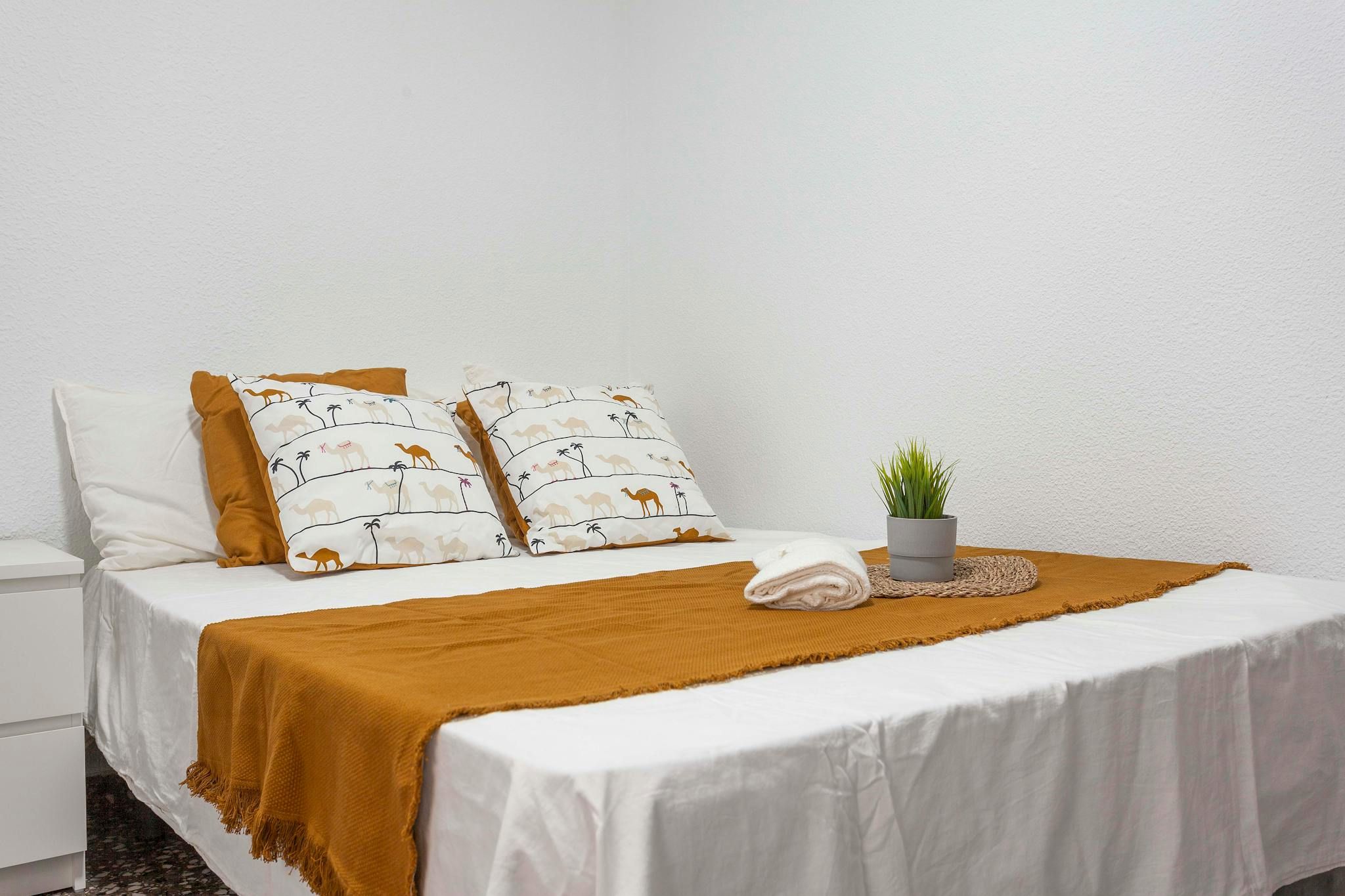 Dormitori de Pis per a compartir en  Valencia Capital amb Rentadora