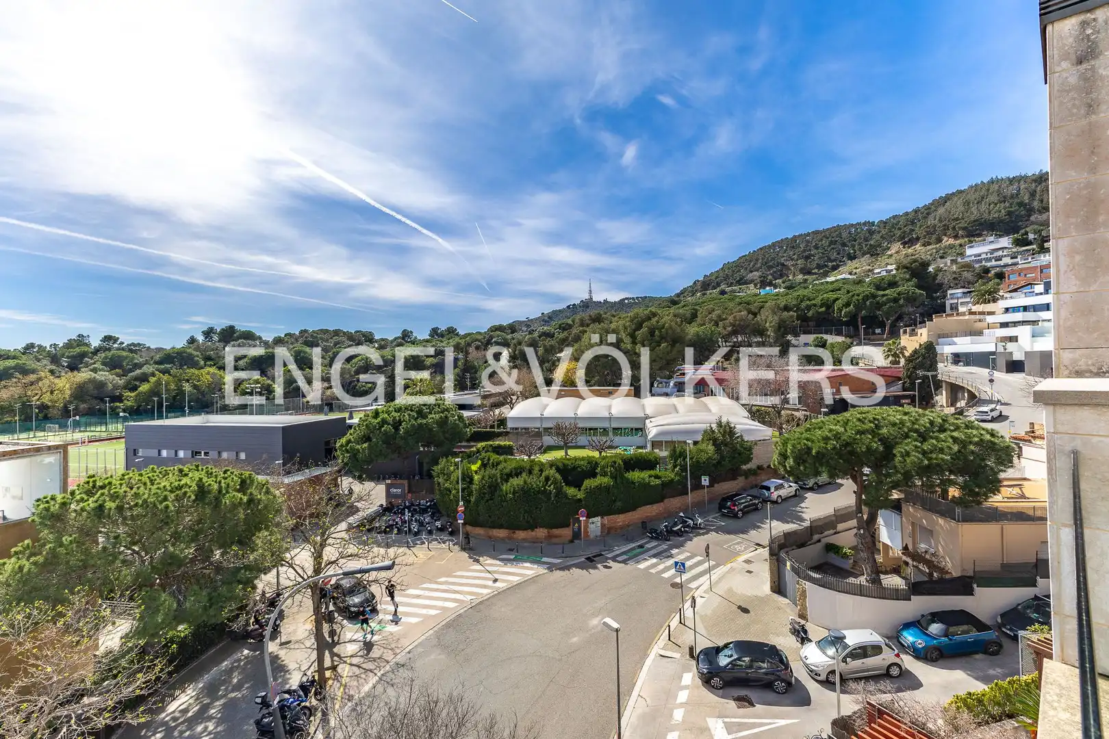Vista exterior de Casa o chalet en venta en Barcelona con Aire acondicionado, Calefacción y Jardín privado