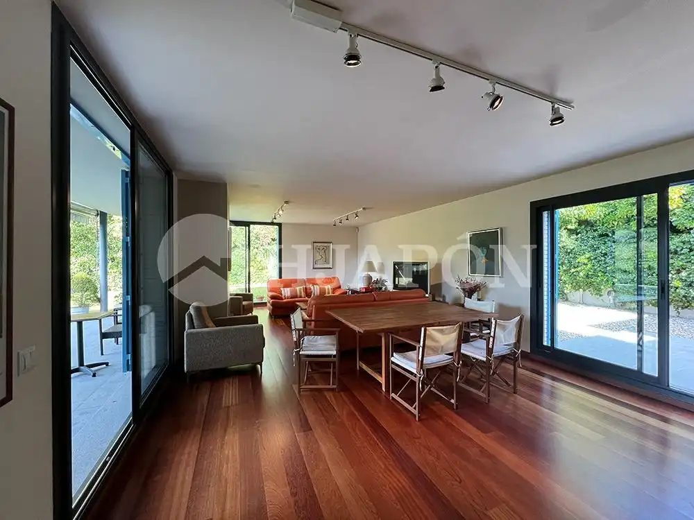 Detached homes for sale in Vallromanes, Barcelona