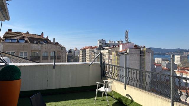 Ático en Alquiler en Centro - Areal