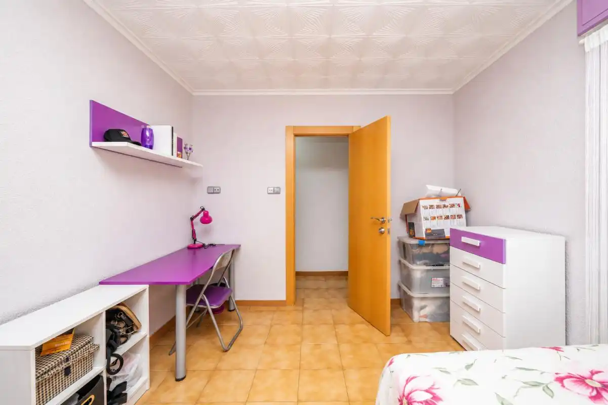 Habitación de Piso en venta en Elche / Elx con Calefacción y Amueblado