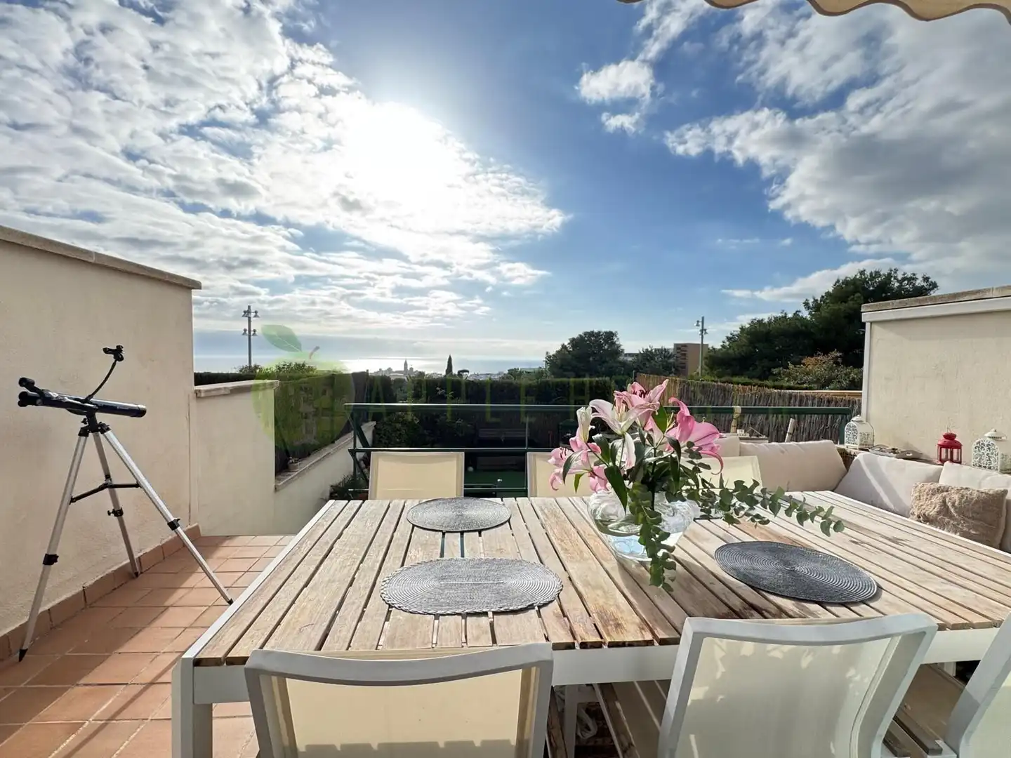 Terraza de Dúplex en venta en Sitges con Aire acondicionado, Calefacción y Jardín privado