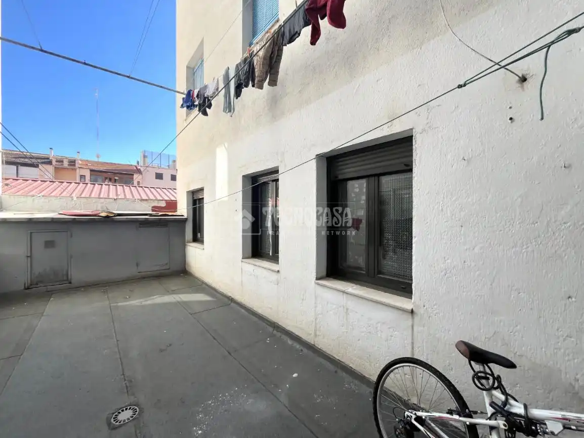 Vista exterior de Piso en venta en Valladolid con Calefacción y Terraza