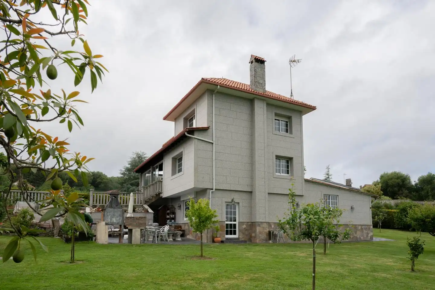 Exterior view of Houses for sale in Bergondo  with Heating, Private garden and Swimming Pool