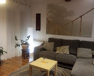 Sala d'estar de Apartament en venda en  Logroño amb Calefacció i Terrassa