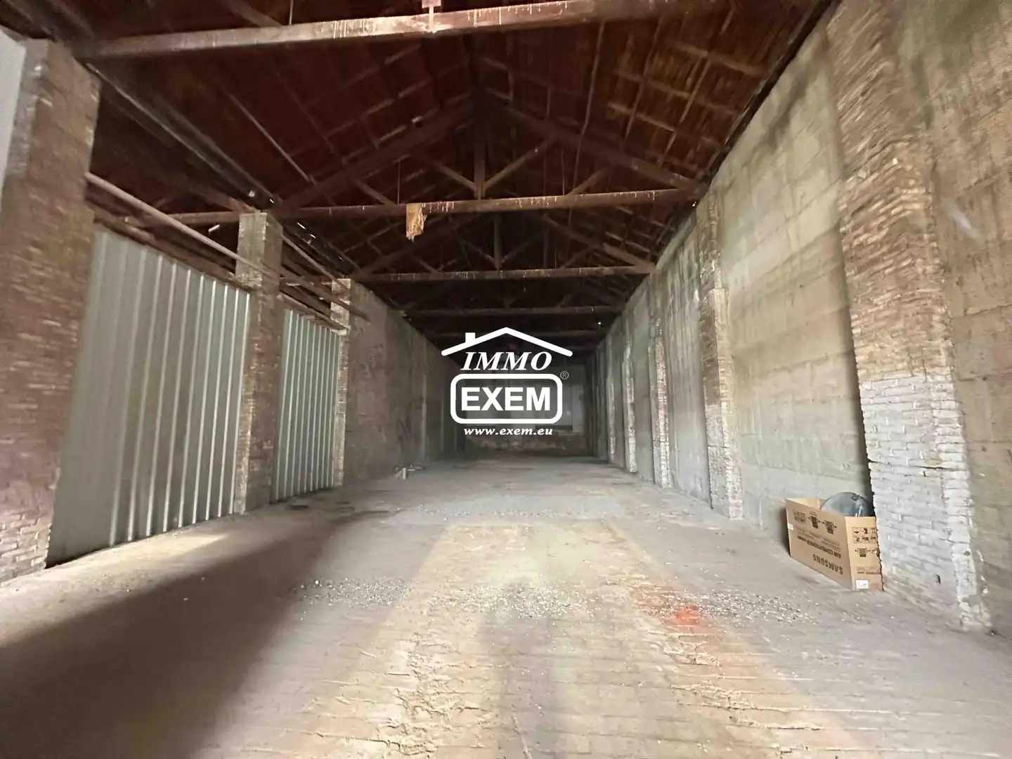 Nau industrial en venda en Menàrguens, Lleida