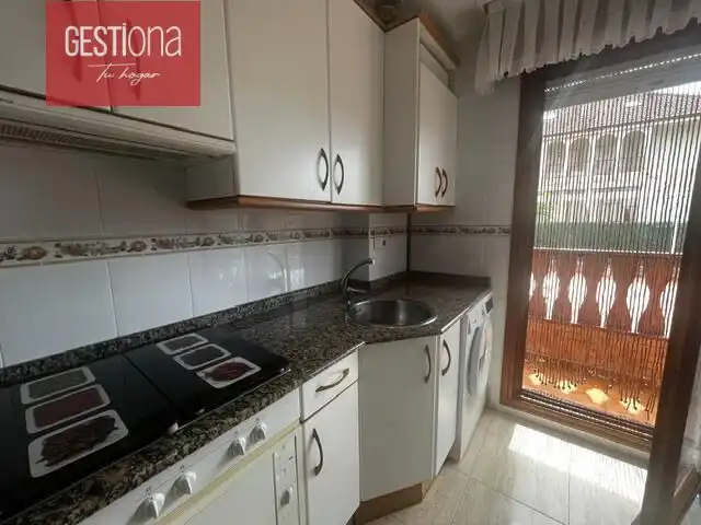 Cocina de Dúplex en venta en Noja con Calefacción, Jardín privado y Terraza