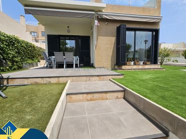 Villa avec piscine à vendre à Orihuela Costa