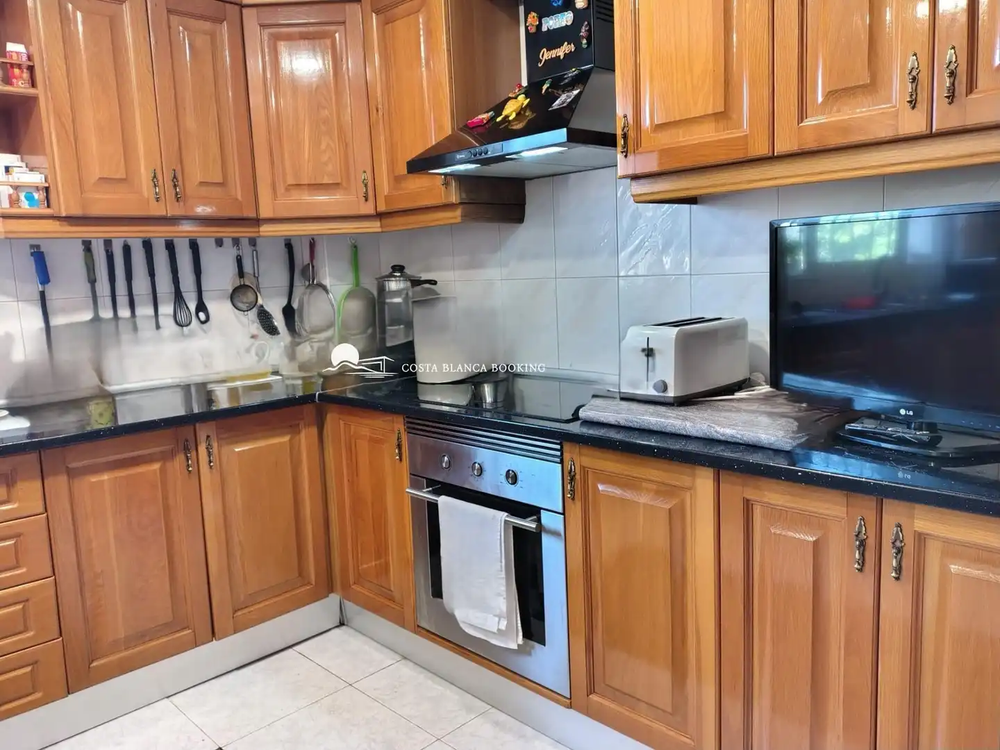 Cocina de Casa o chalet en venta en L'Alfàs del Pi con Aire acondicionado, Jardín privado y Terraza