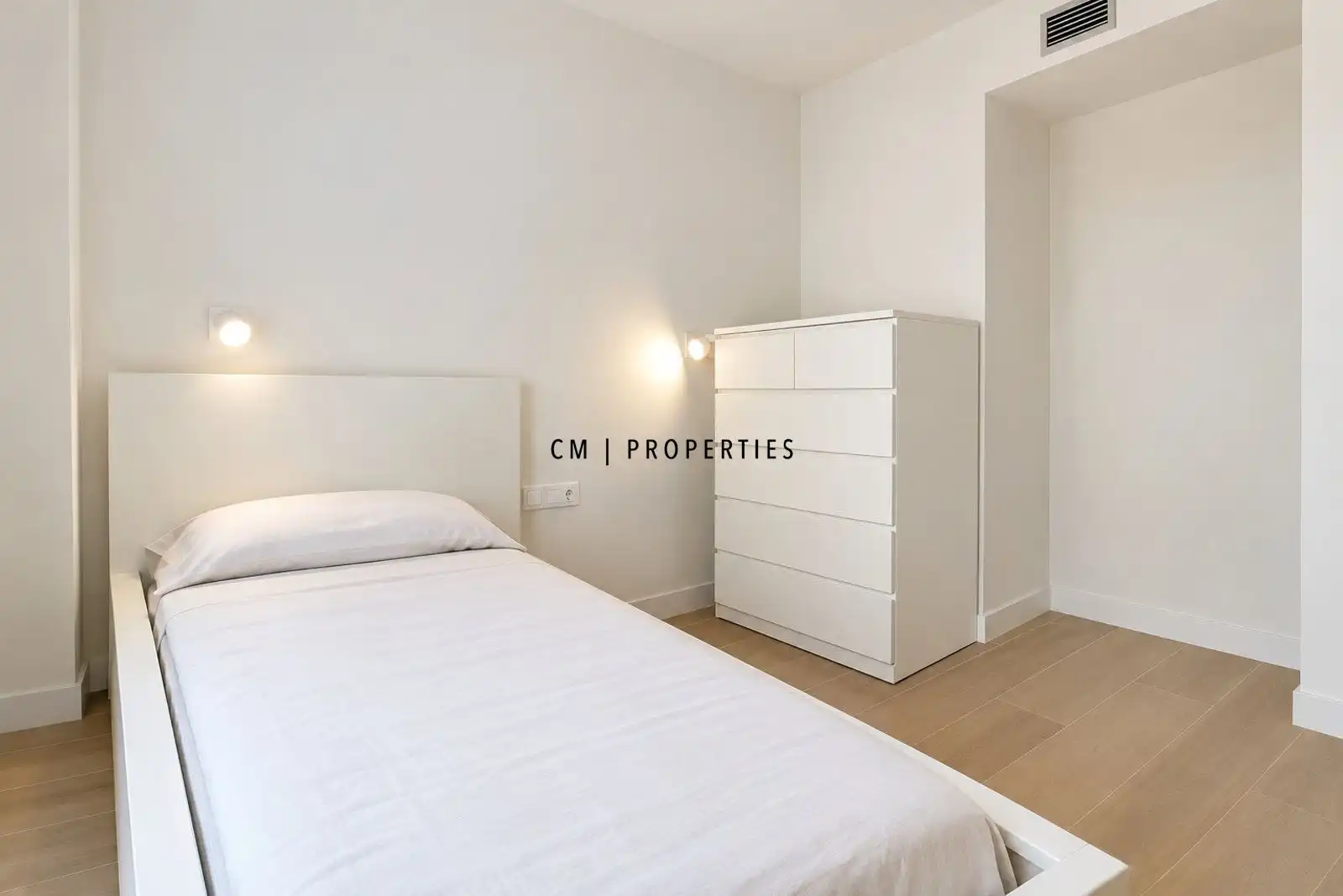 Flat with terrace to rent in Quatre Carreres, imagen 7