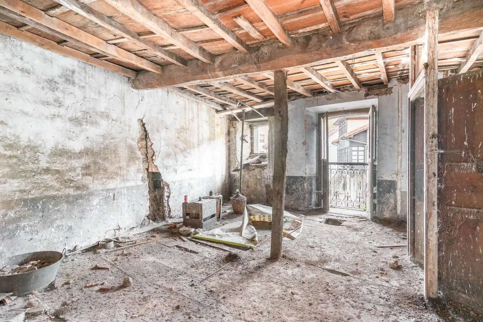 Casa o xalet en venda en Sobrescobio amb Jardí privat