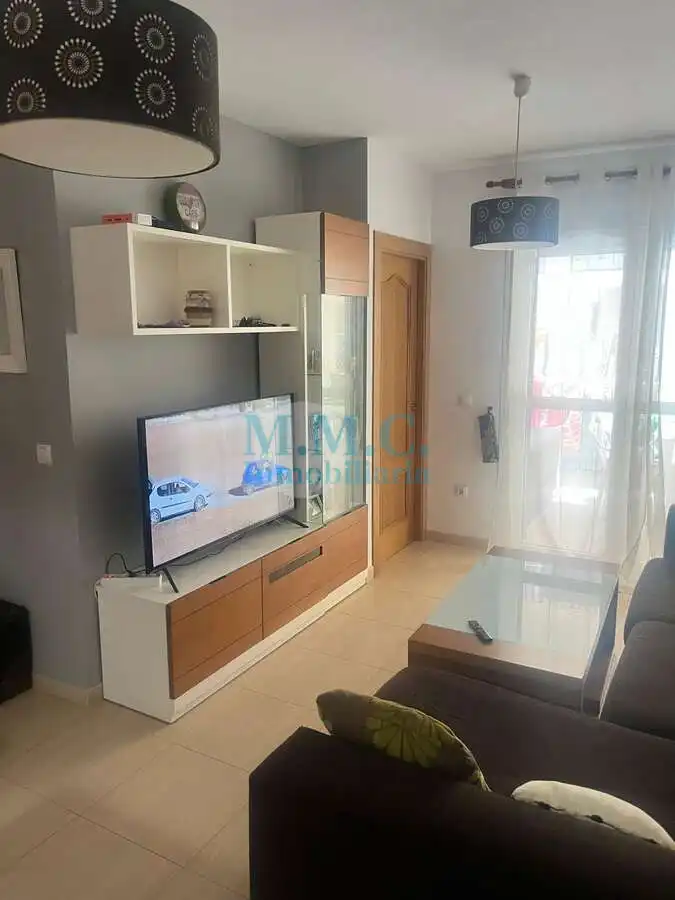 Sala de estar de Piso en venta en Roquetas de Mar con Aire acondicionado, Terraza y Amueblado