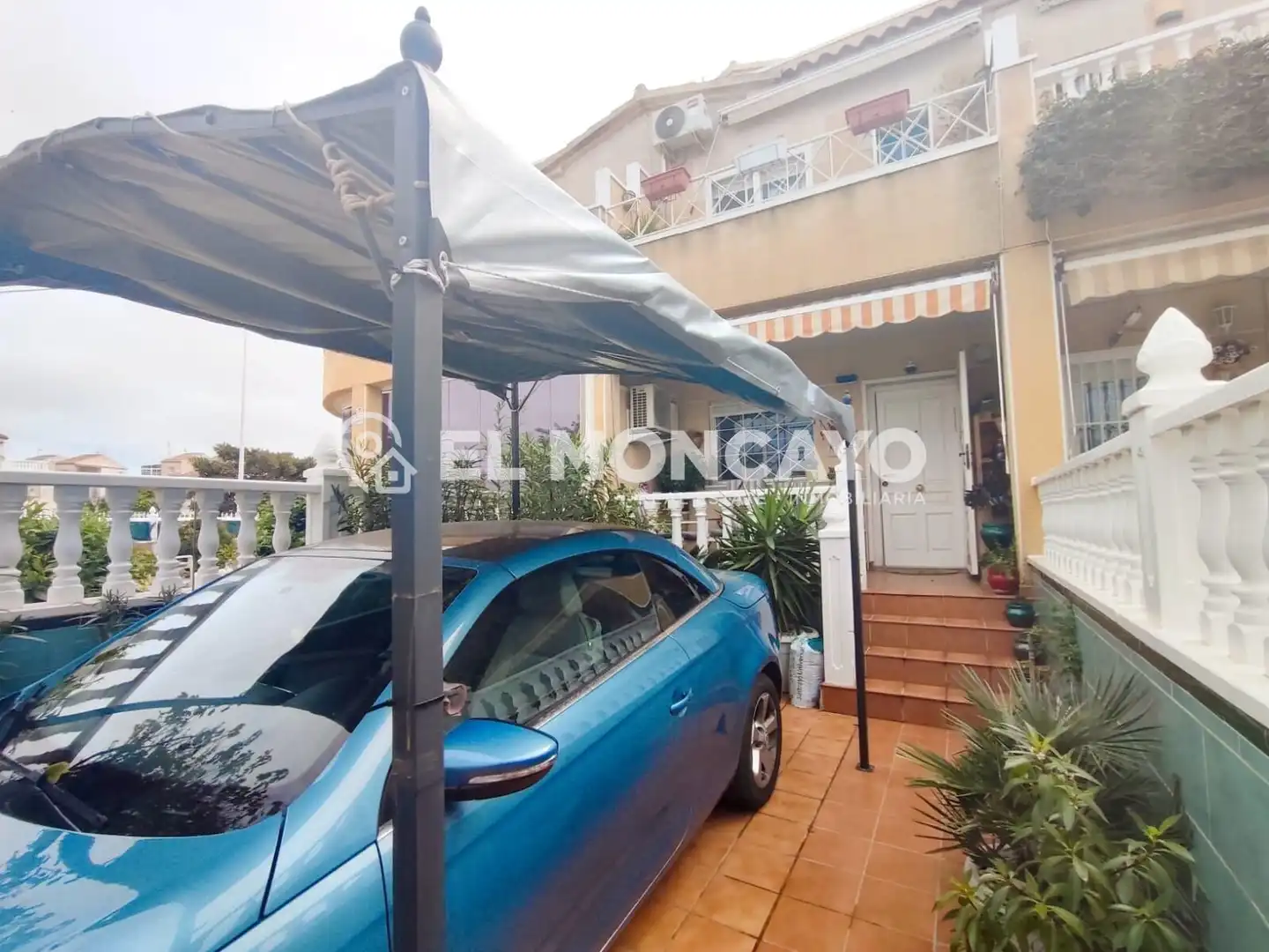Casa a schiera con giardino in vendita a Zona Carrefour - Urbanizaciones, imagen 2
